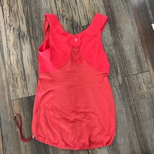 Lululemon tank